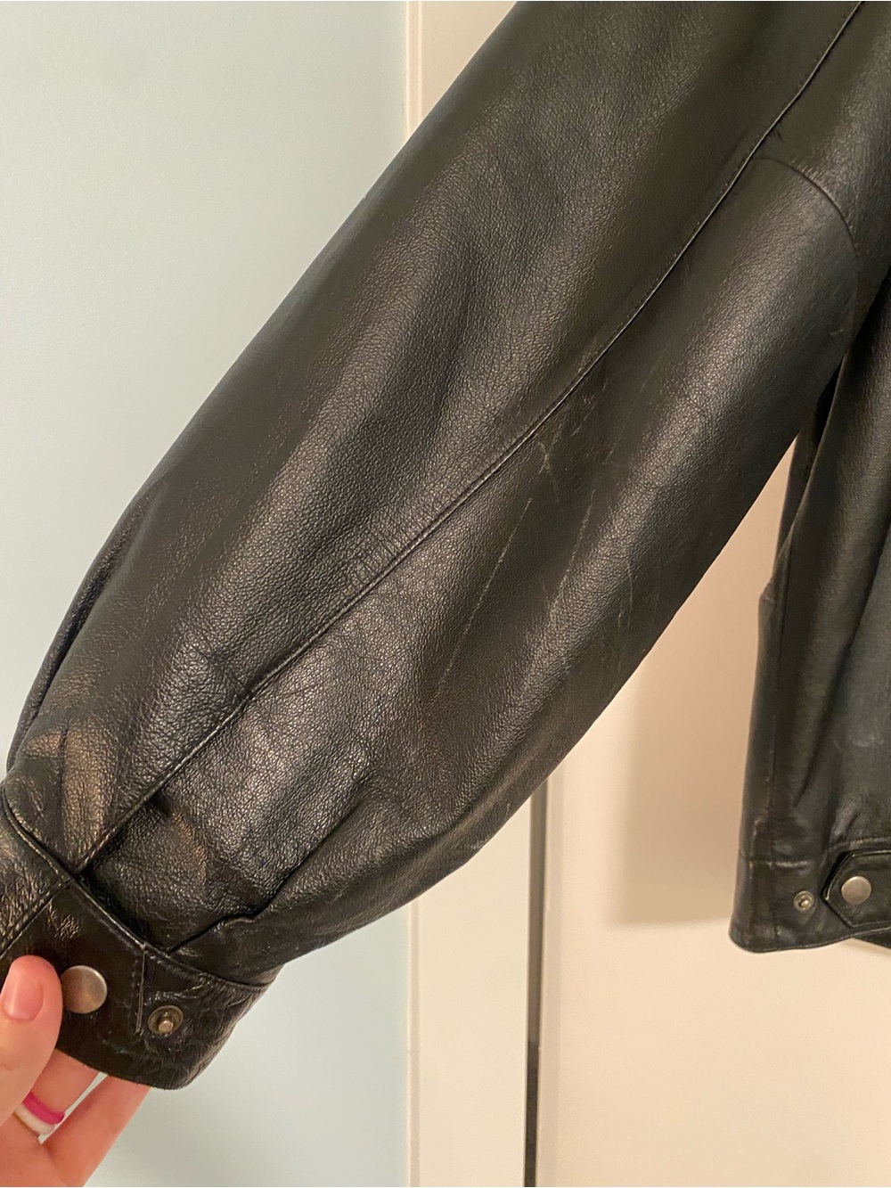 St. John's Bay Mens XL Black 100% Leather Jacket Full Zip Lined Coat Moto Goth - Picture 12 of 12